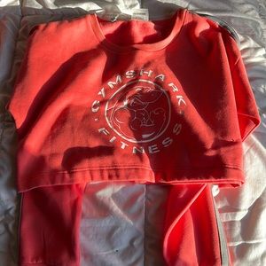 Tend new Gymshark cropped crew